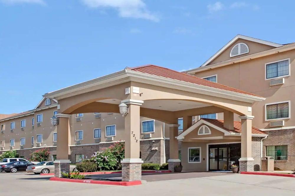 เบย์มอนต์ บาย วินด์แฮม เบย์ทาวน์ Hotel ภายนอก รูปภาพ